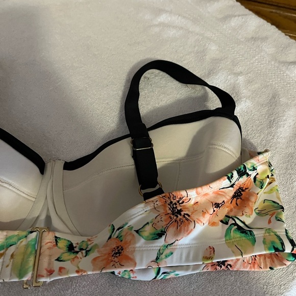 Ava & Viv Floral Swim Top Sz 26W - Picture 6 of 8